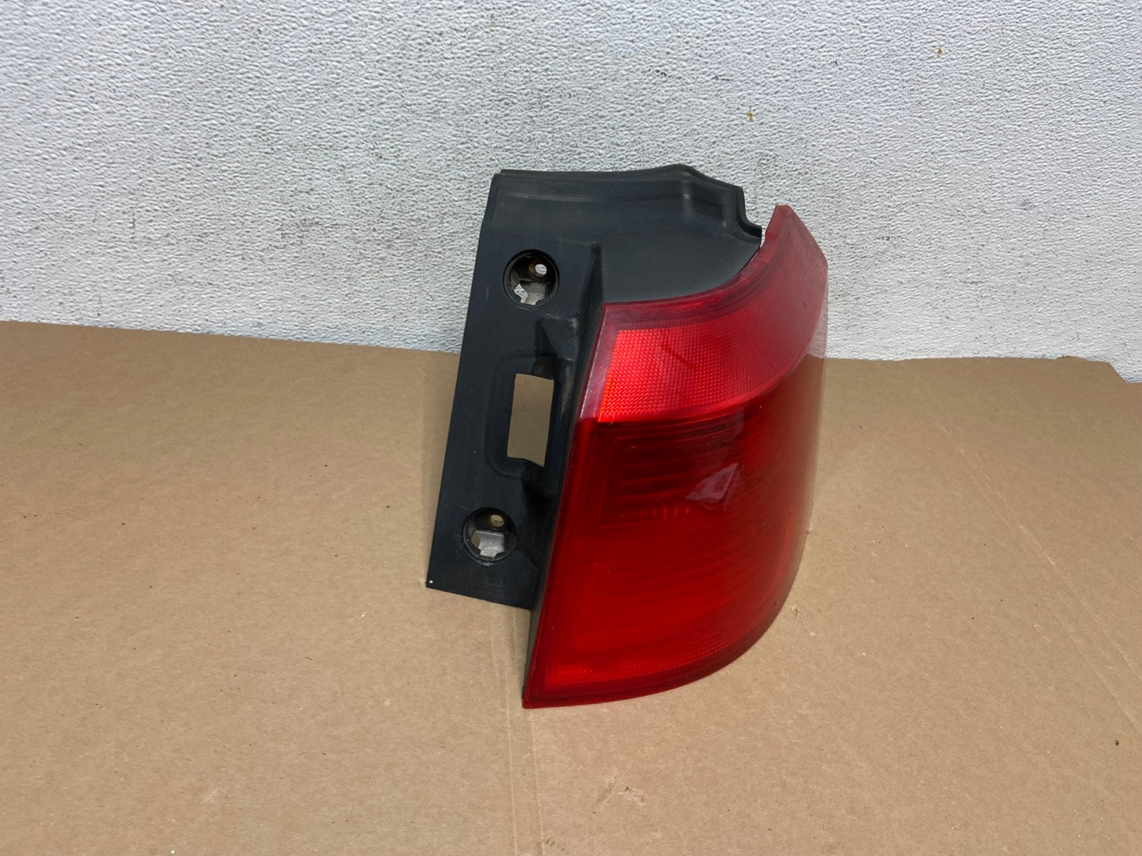 2010 to 2017 GMC Terrain Halogen Right Passenger Rh Side Tail Light AD7843 LK2