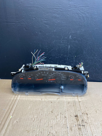 2006 Ford E350 Gauge Speedometer Cluster OEM ab9123 DG0
