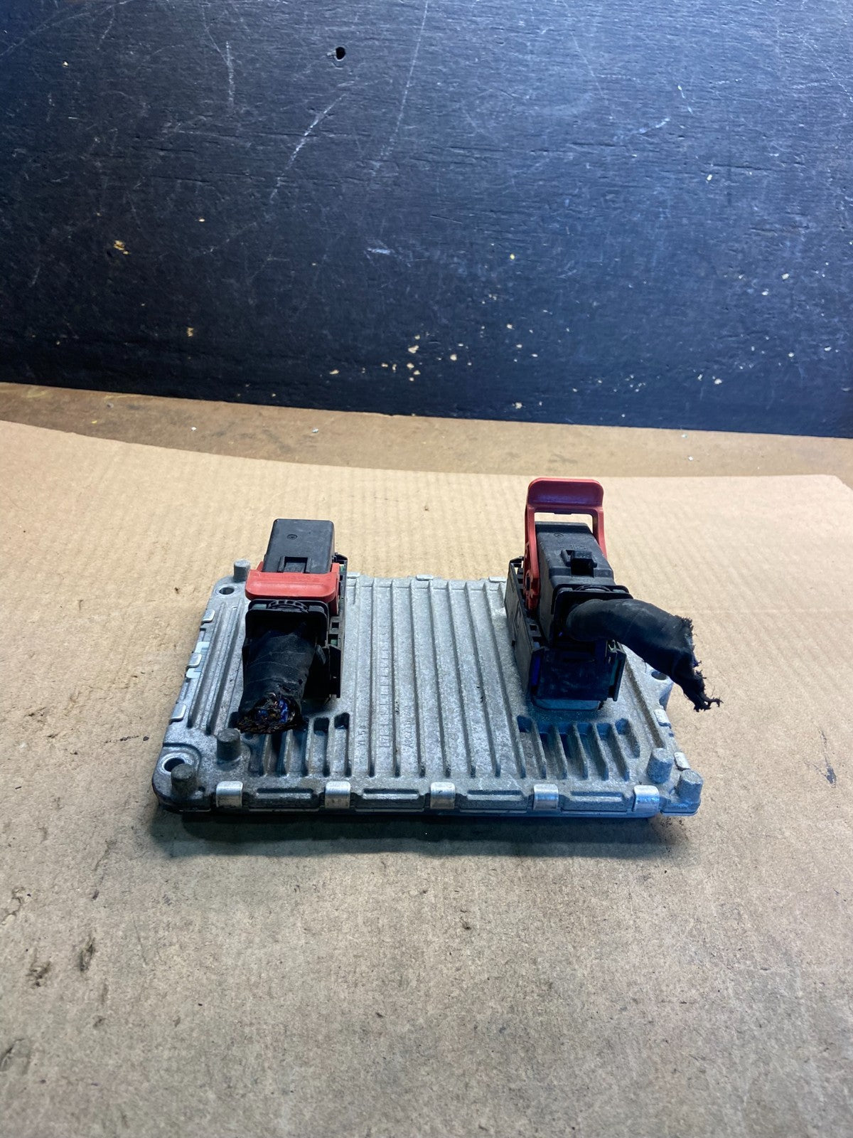 2018 Ram 1500 5.7L V8 Engine Computer  ECM ECU OEM z8621 DG0