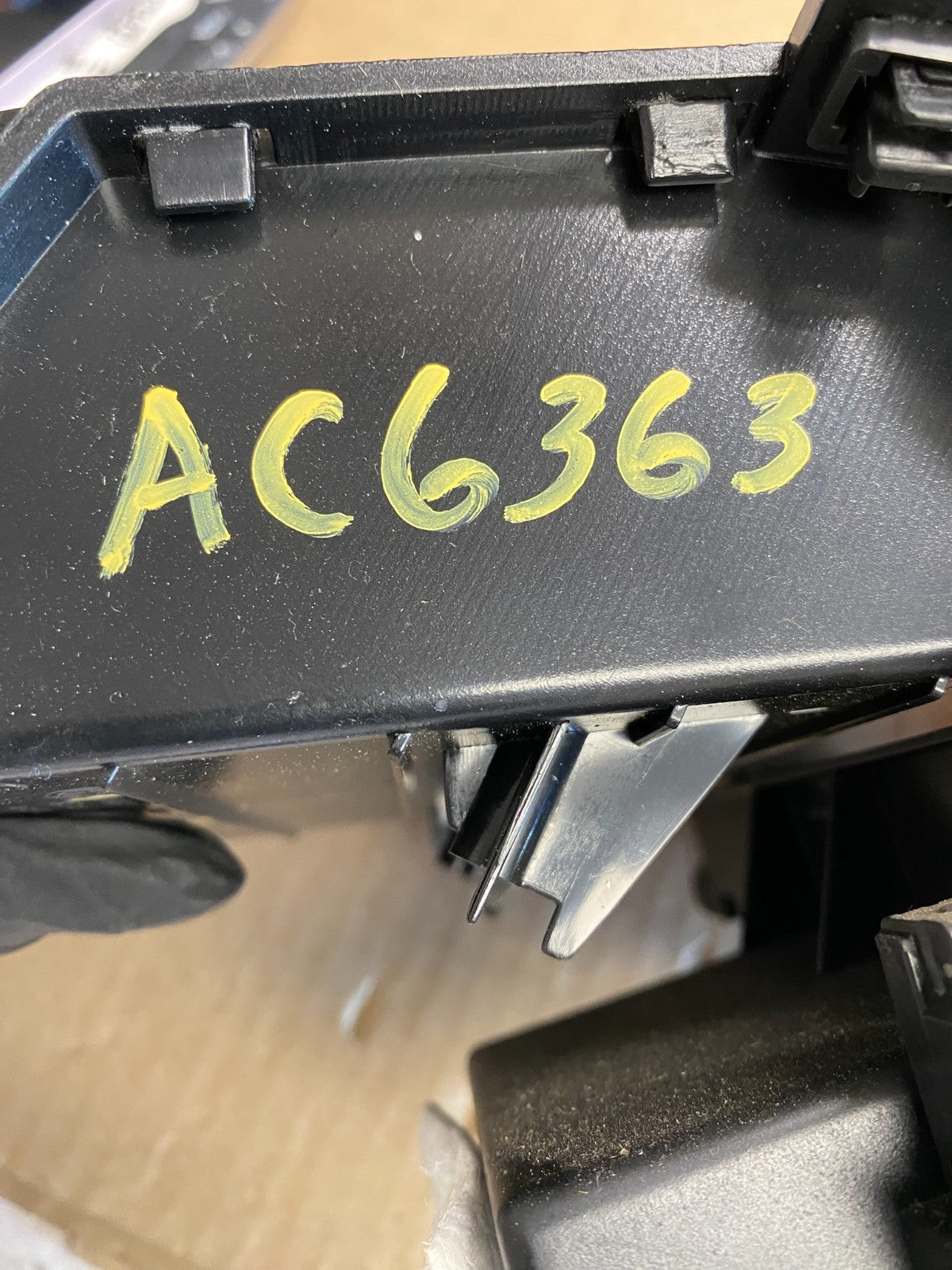 2004-2007 Acura TL Front Center Console Gear Shift Shifter Bezel Trim ac6363 DG6