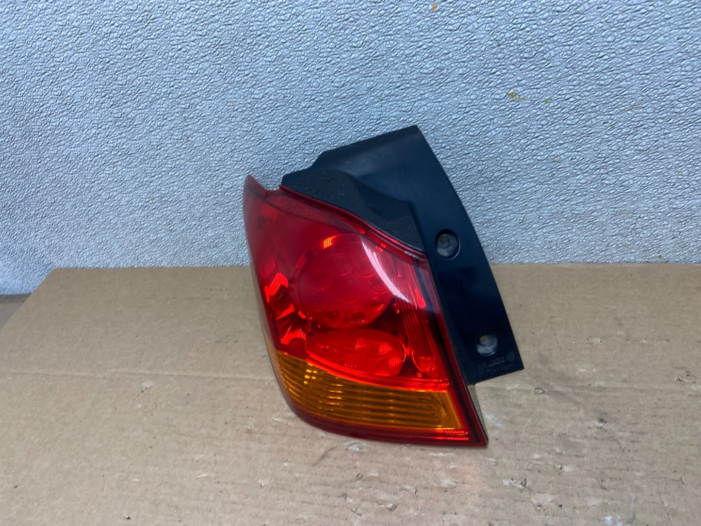 2010 to 2018 Mitsubishi Outlander Sport Left Driver LH Tail Light Oem AB4523 LK1