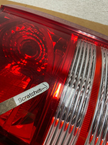 2008 - 2010 Chrysler Town And Country Right Passenger Tail Light AD8870 DW3