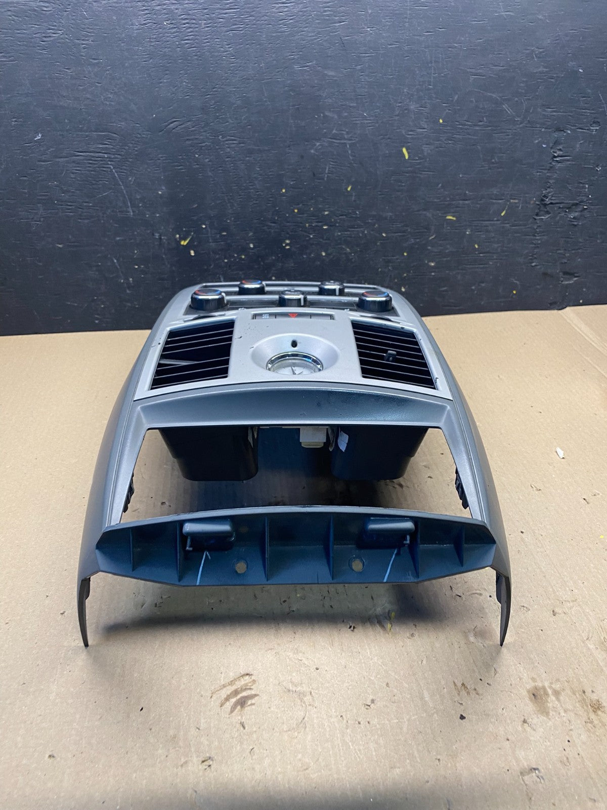 2008-2010 Dodge Grand Caravan  A/C Climate Control Unit Bezel Trim Oem Q6993 DG5