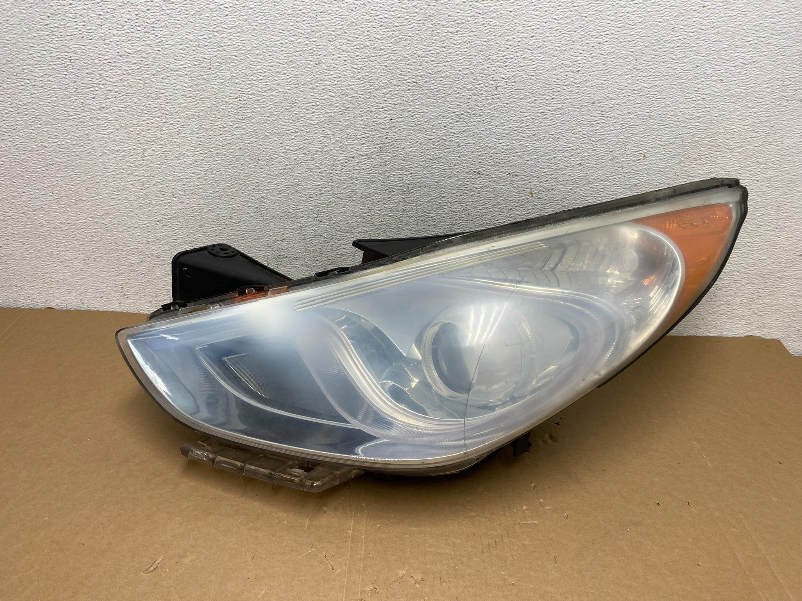 2011 - 2015 Hyundai Sonata Hybrid Left Driver Lh Halogen Headlight AD7871 DW0