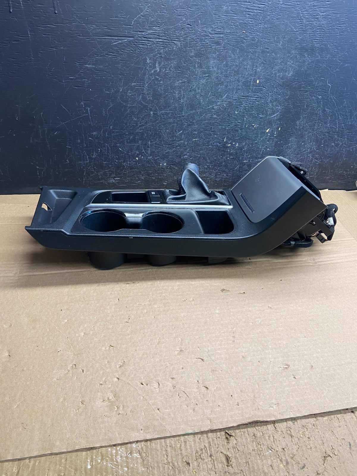 2016 2017 Hyundai Sonata Shifter Center Cup Holder Console Trim AF2494 DG2