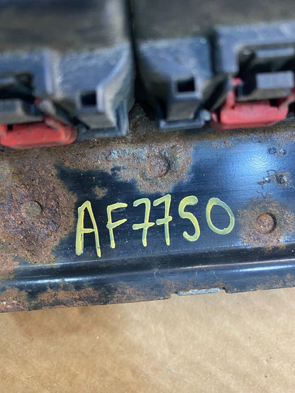 2005 Chrysler Caravan 3.3L Engine Control Unit ECU P04748533AG af7750 DG3