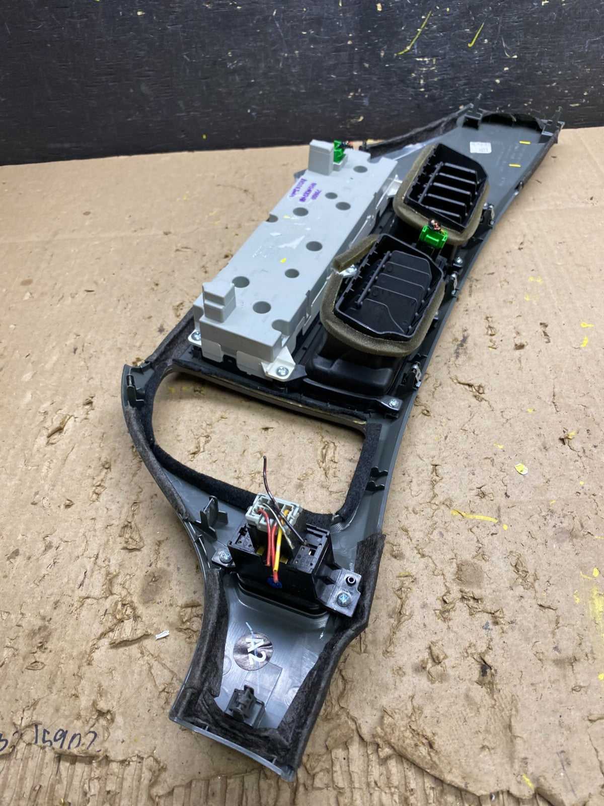 2005 to 2010 Honda Odyssey Radio Climate Control Dash Trim Bezel U5790 DG5