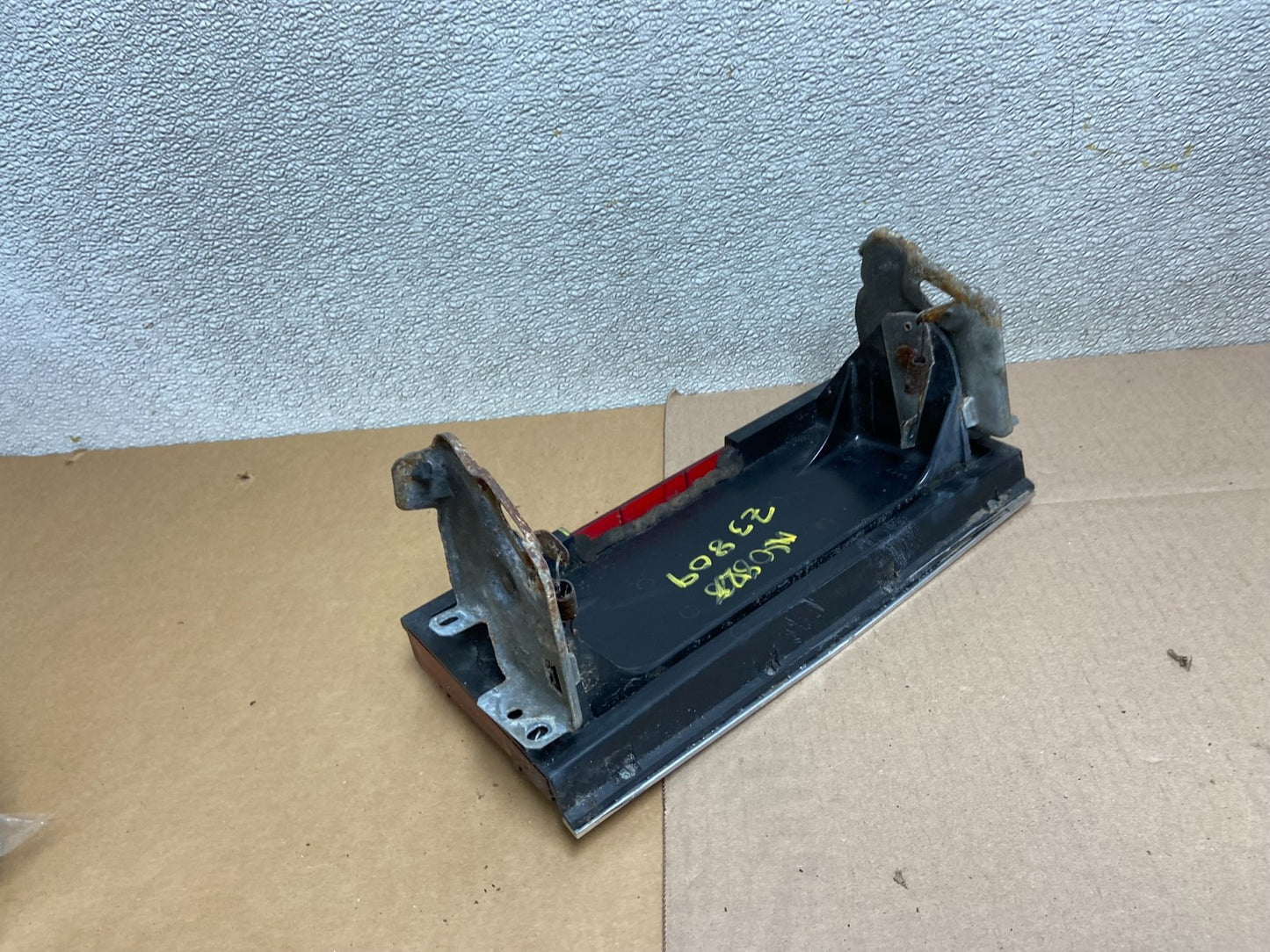 1978 to 1979 Chrysler New Yorker Rear Tail Gate Reflection Z3809 PS4