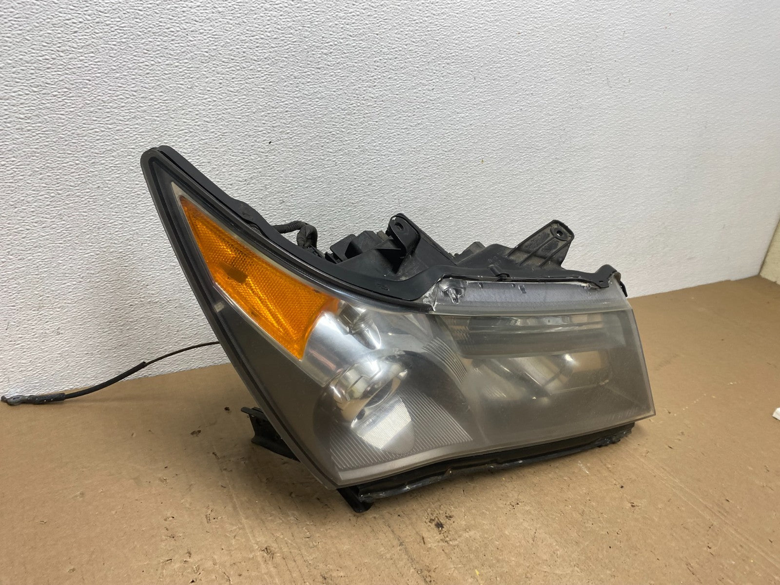 2007 2008 2009 Acura MDX Headlight Xenon HID Right Passenger RH AC5872 DW2