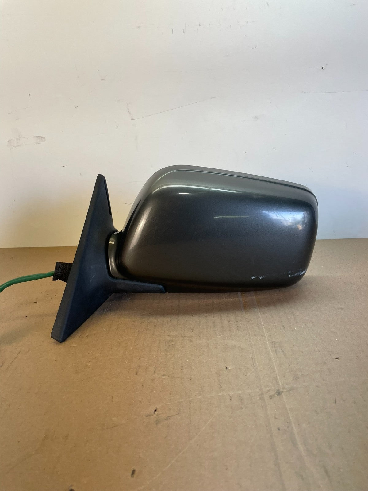 2003 to 2005 Subaru Forester Left LH Side View Power Door Mirror AG2620 MS0
