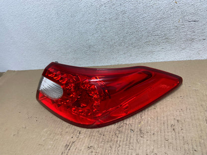 2011 2012 2013 Infiniti M37 M56 Right Passenger RH Tail Light AF6993 LK1