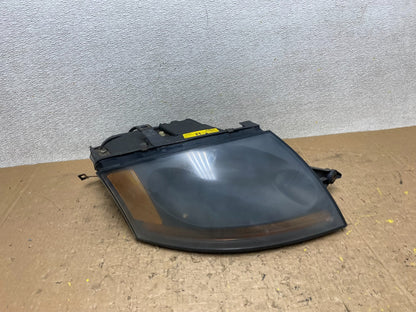 2000 to 2006 Audi TT Right Passenger RH Side Xenon HID Headlight V8490 DW0