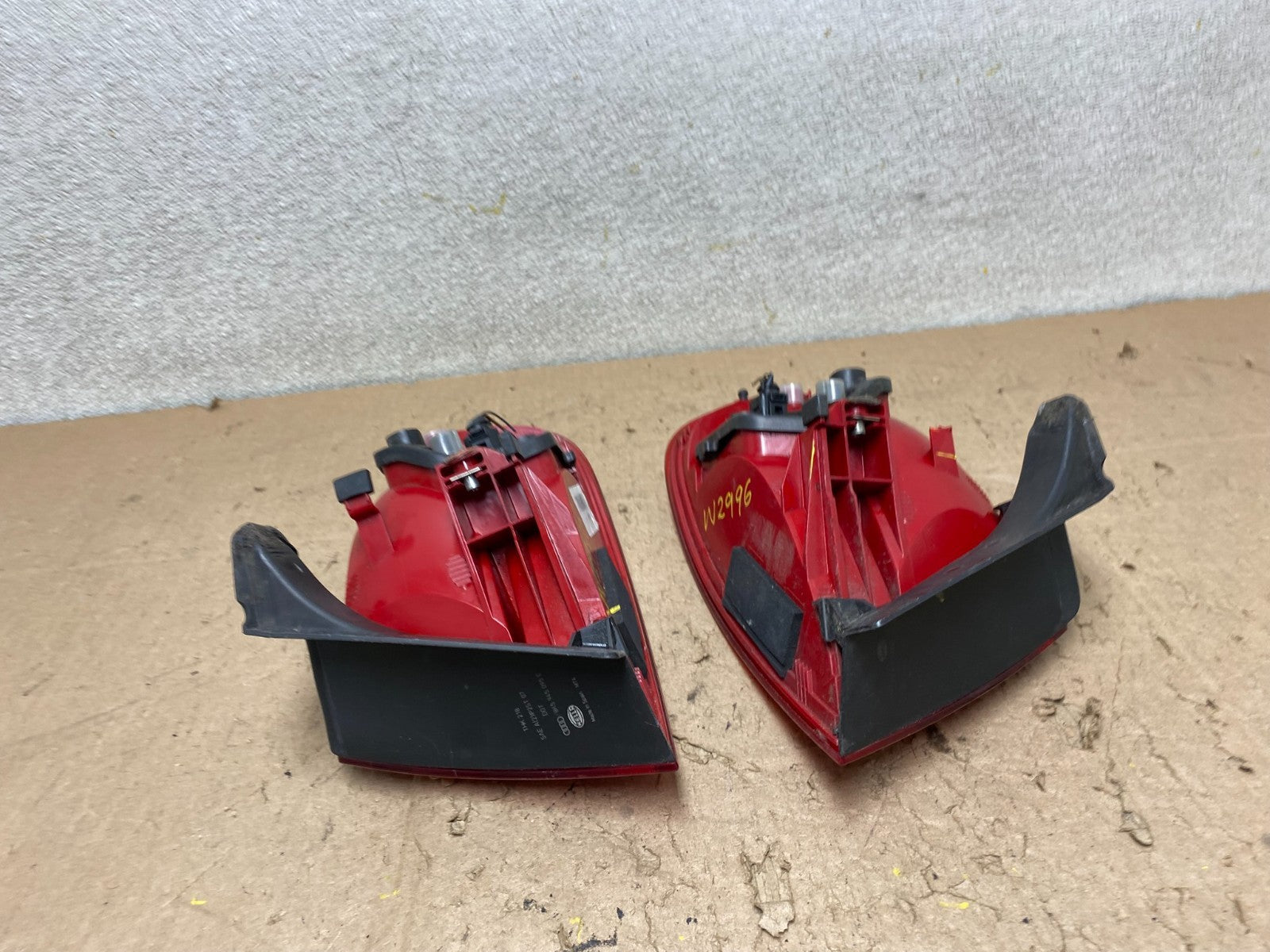 2009 to 2012 Audi A4 Sedan Left+Right Side Tail Lights OEM W2996 DW10