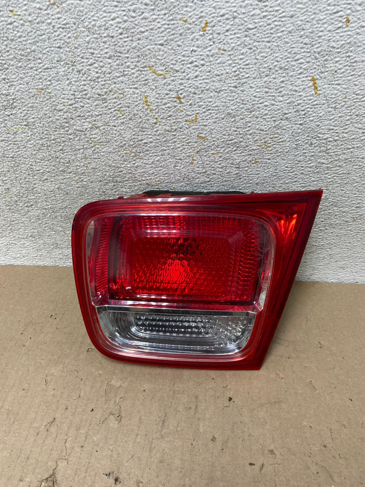 2013-2016 Chevrolet Malibu Right Passenger Rh Inner Tail Light AH6814 LK0