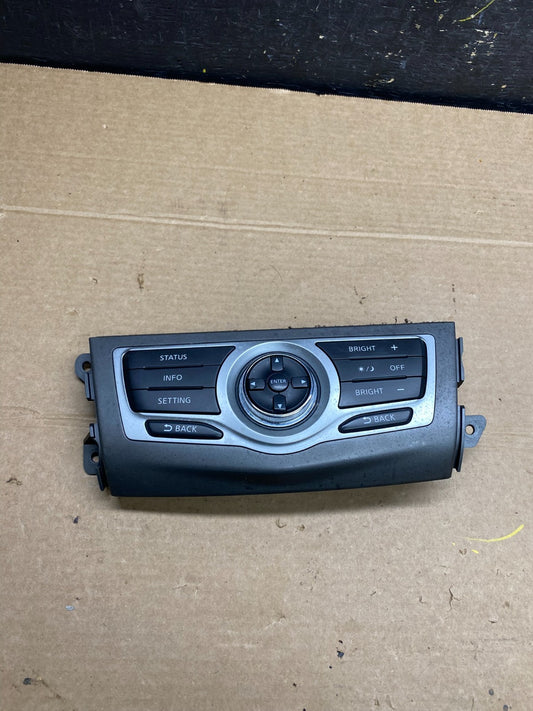 2009-2014 Nissan Murano AM FM Radio CD Control Panel W6476 DG0