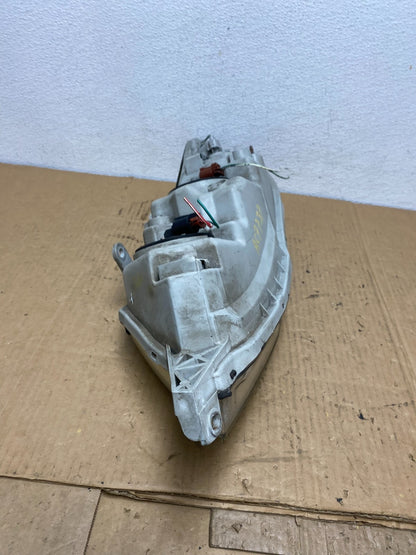2000-2004 Toyota Avalon Halogen Headlight Right Passenger RH AC7737 DW8