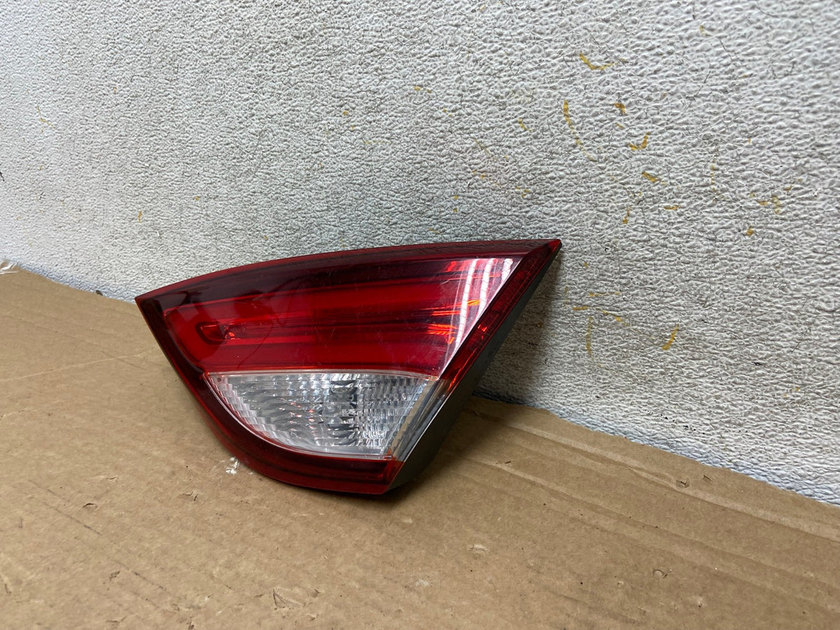 2015 to 2017 Chrysler 200 Sedan Right Passenger Inner Tail Light AH8453 LK2