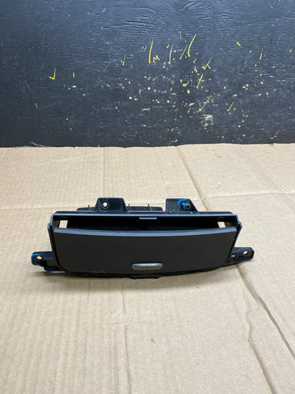 2006 - 2012 Kia Sedona Center Console Dash Storage Compartment Box AA4478 DG0