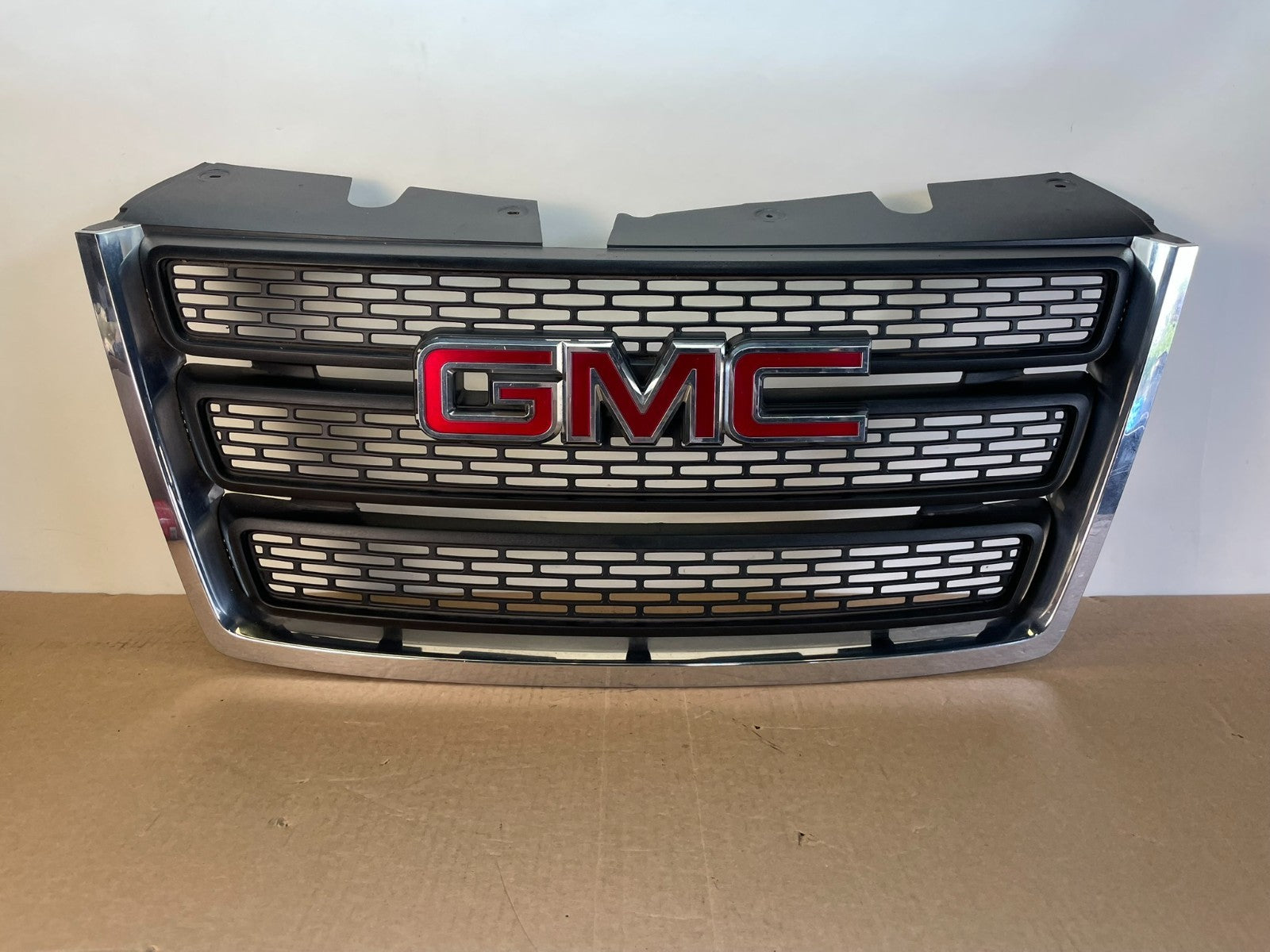 2010 to 2015 Gmc Terrain Front Upper Grill Grille AH0026 DG0