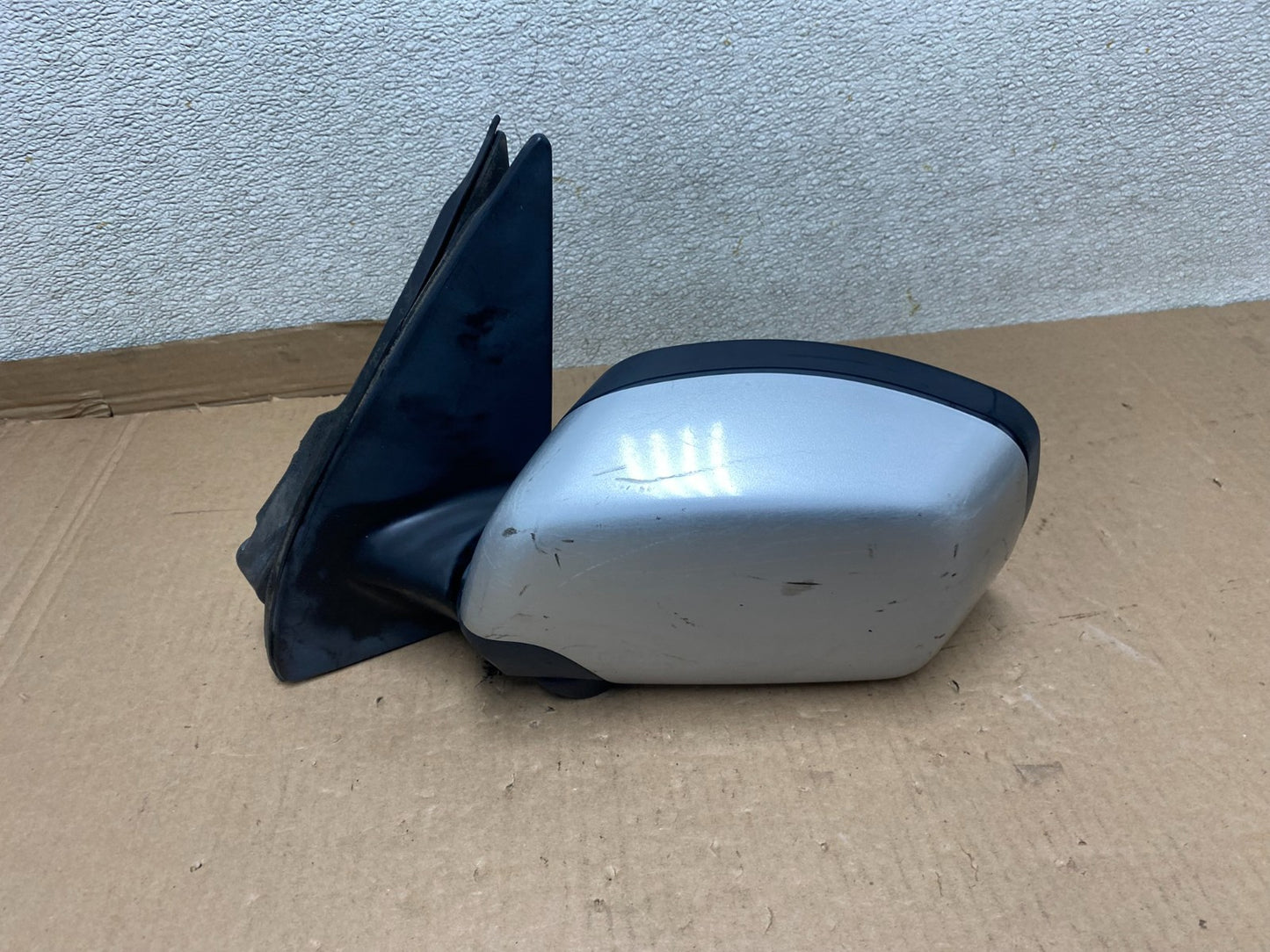 2001 - 2003 BMW 5-Series 525i 530i Left Driver Door View Mirror U8414 DG0