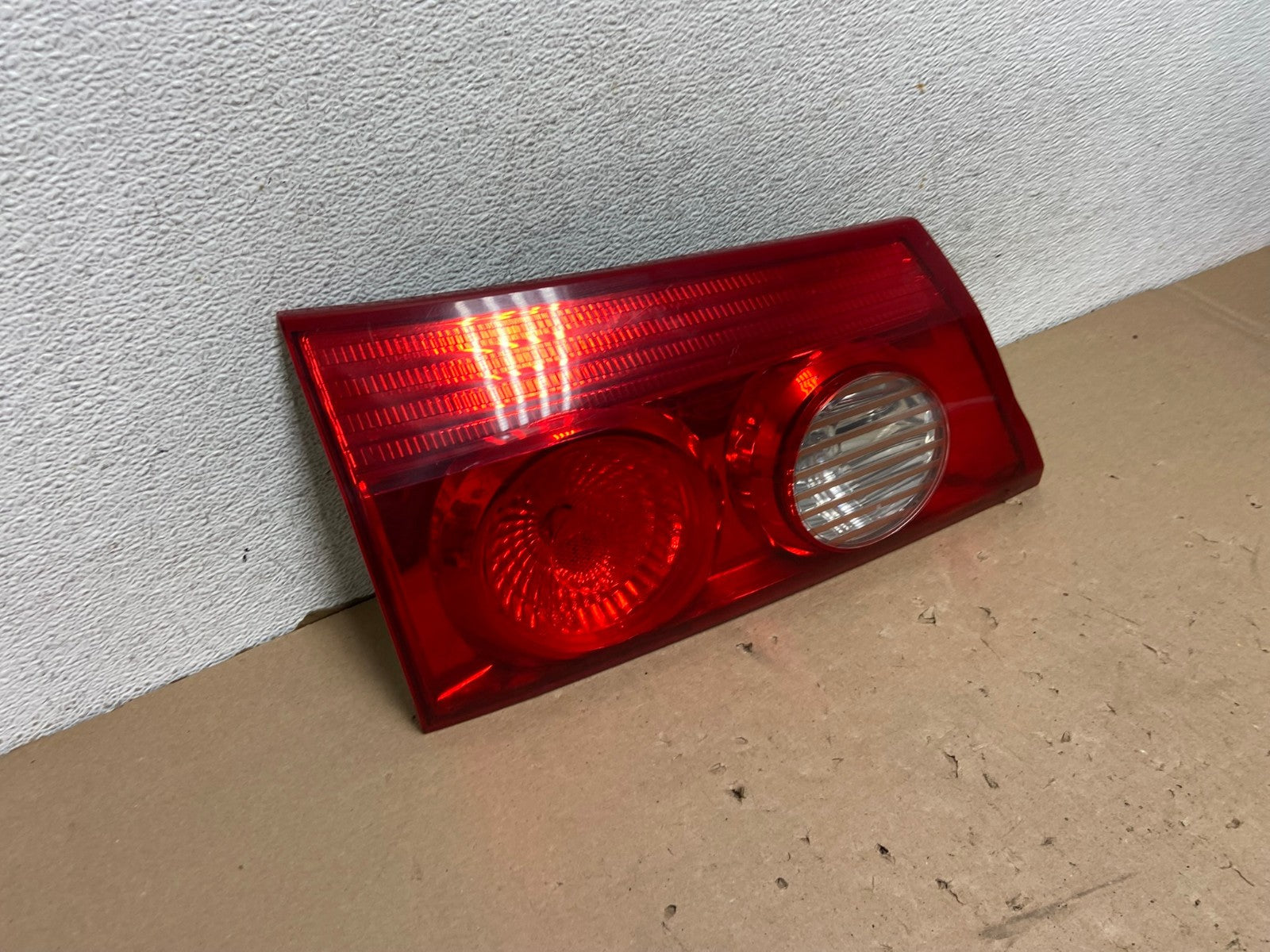 2006 - 2010 Toyota Sienna Left Driver Lh Side Inner Tail Light AG4158 LK2