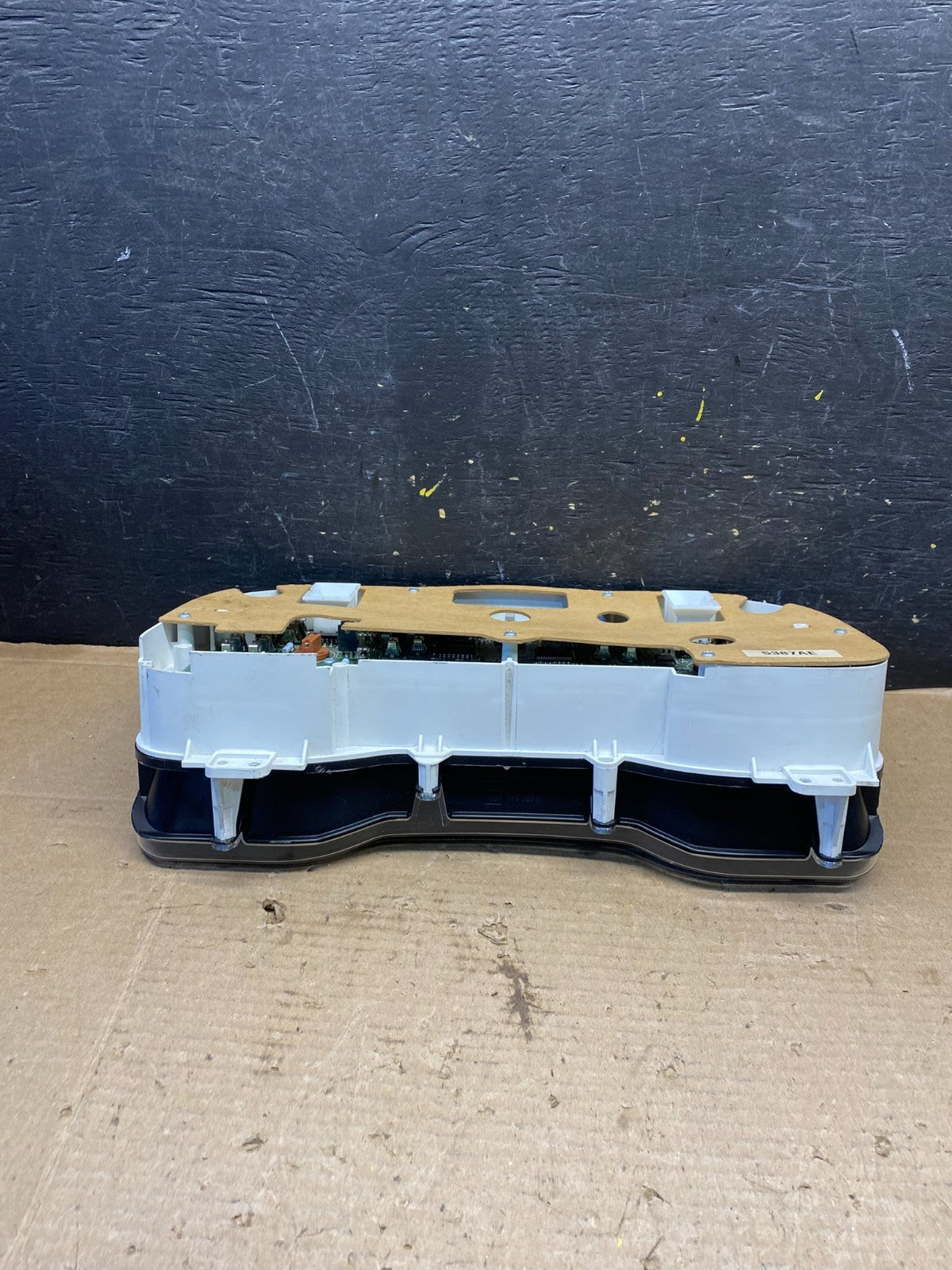 2000 Dodge Durango Speedometer Instrument Cluster Gauge OEM R2863 DG5