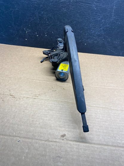 2013 to 2019 Ford Escape Rear Windshield Wiper Motor AF7499 DG2