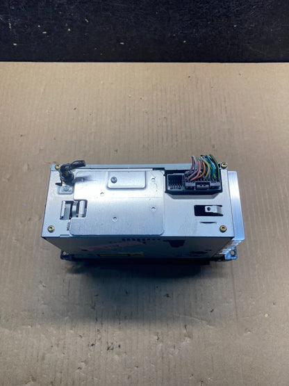 2002 - 2006 Chrysler Dodge Jeep Ram Radio CD Player AM/FM Receiver AG3975 DG5