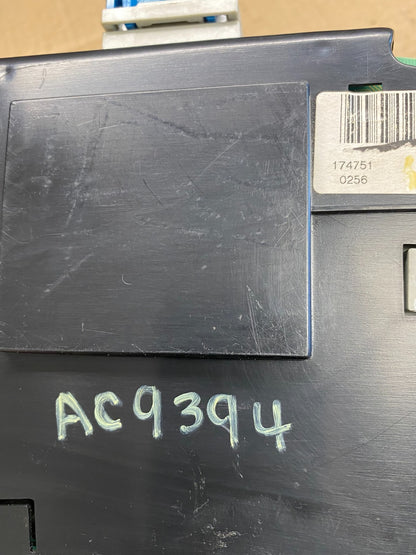 2002 GMC Yukon Speedometer Cluster Gauge ac9394 DG7