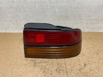 1989 Mazda MX-6  Right Passenger Rh Side Tail Light Oem W7543 DG0