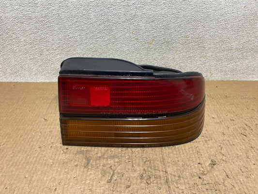 1989 Mazda MX-6  Right Passenger Rh Side Tail Light Oem W7543 DG0