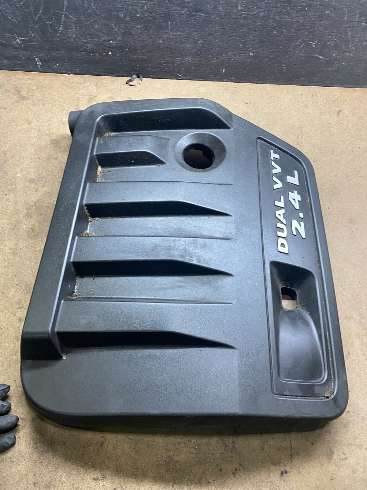 2012 to 2014 Chrysler 200 Engine Cover Top Lid Cover N0350 PS3