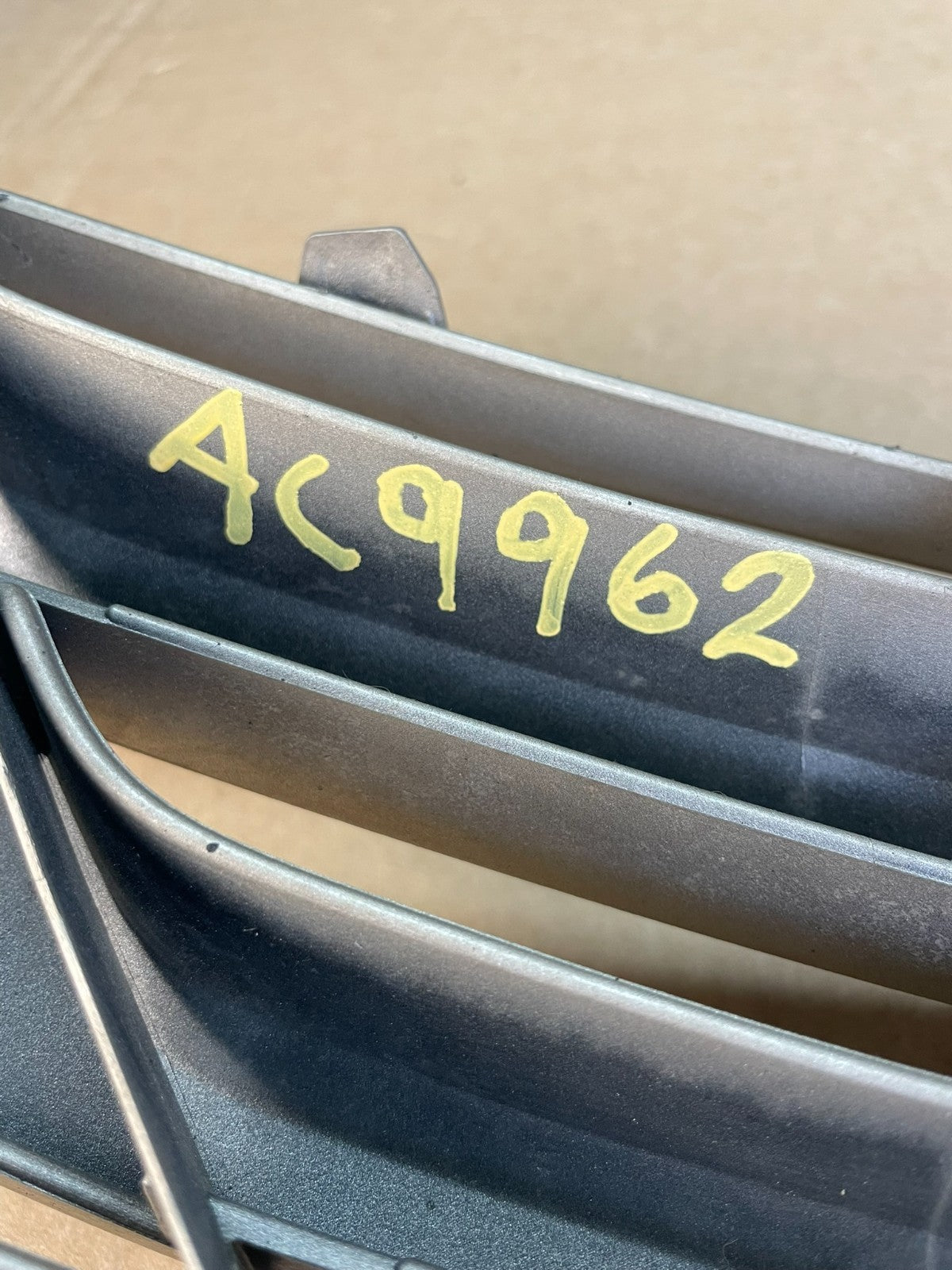 2007 2008 2009 Toyota Camry Front Upper Grill Grille AC9962 DG7