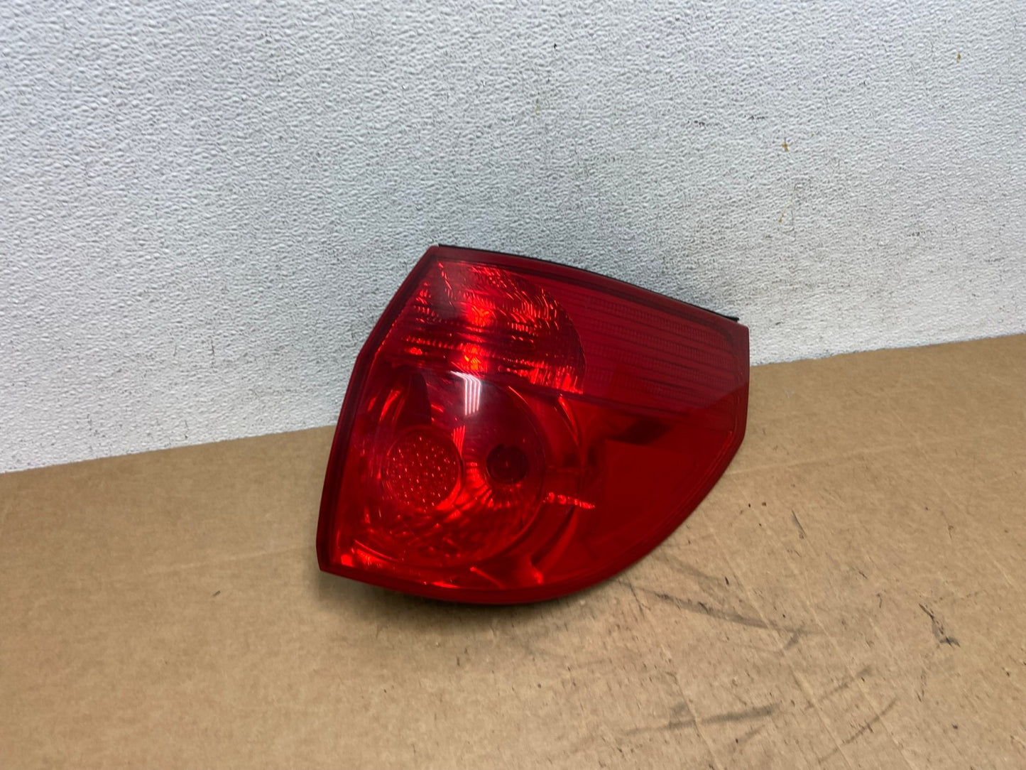 2006 - 2010 Toyota Sienna Right Passenger Side Tail Light AD6263 LK2