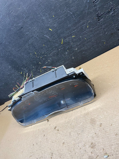1997 to 2003 Ford E350 VAN Gauge Speedometer Cluster s6573 DG1