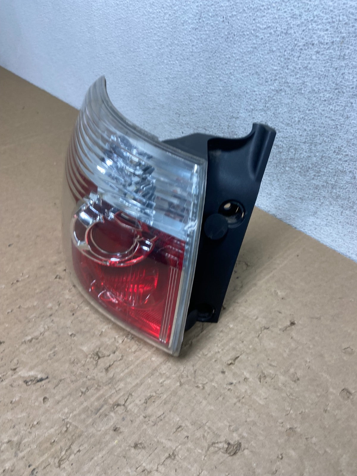 2007 to 2012 GMC Acadia Tail Light Left Driver Lh Side AF8099 DW1