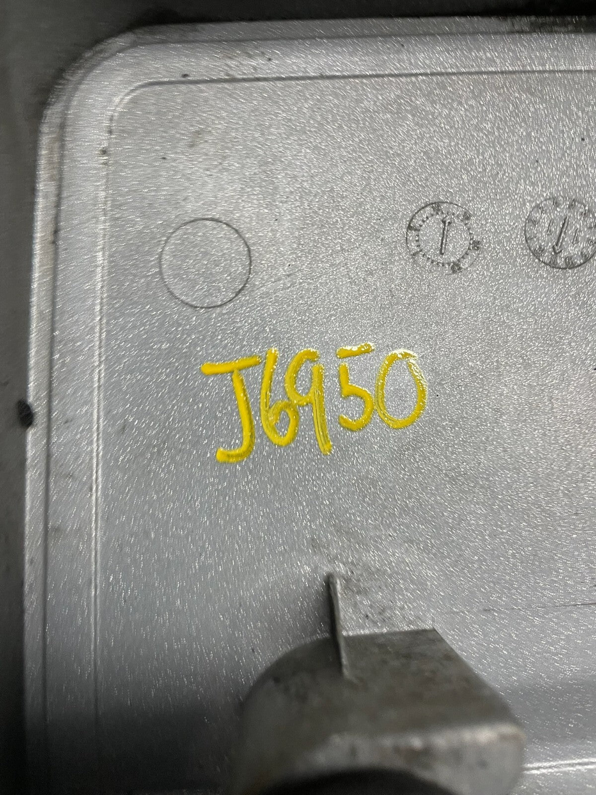 2009 to 2012 Ford Escape Engine Cover 9m6e-6a949-adw J6950 PS9
