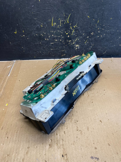 2001 - 2002 Ford Econoline E250 E350 Van Speedometer Instrument Cluster ab2182DG4