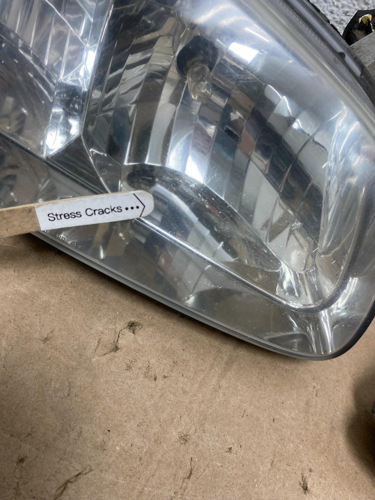 2000 to 2001 Toyota Camry Front Left+Right Side Headlights AE5979 DW3