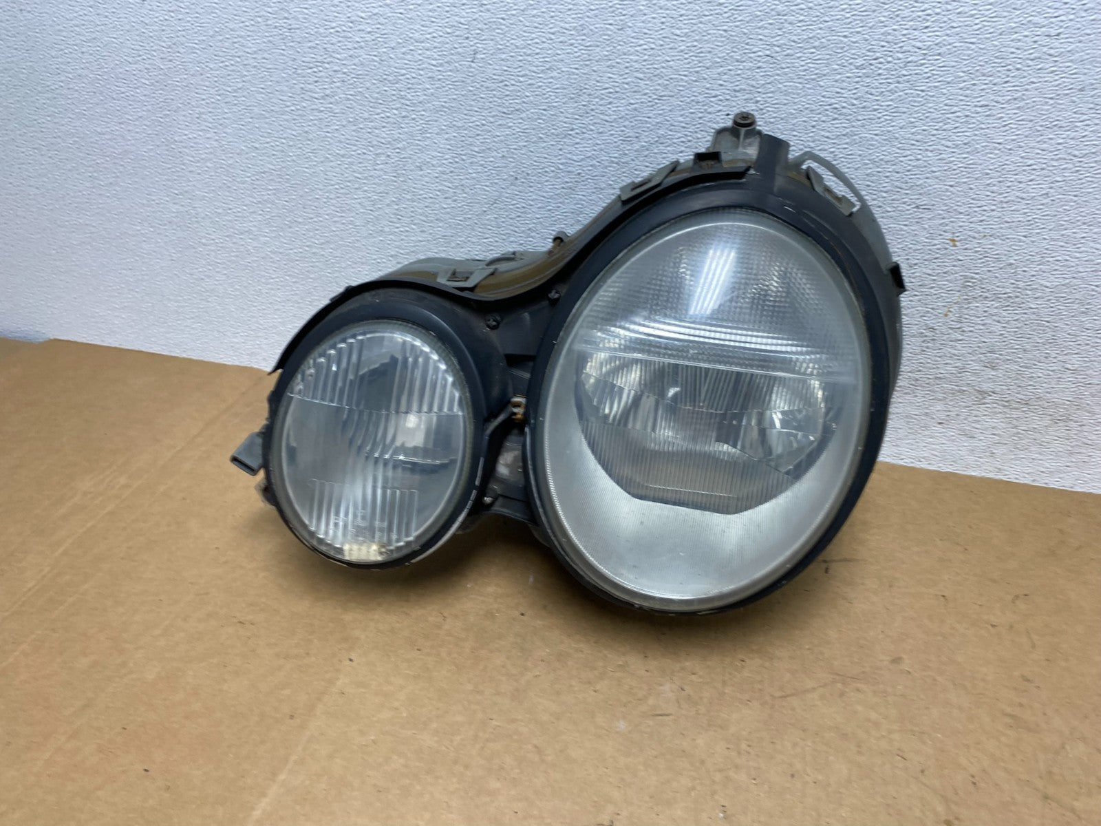 Xenon 1996-1999 Mercedes E E320 E430 Left Driver LH Side Headlight AE3045 DW0