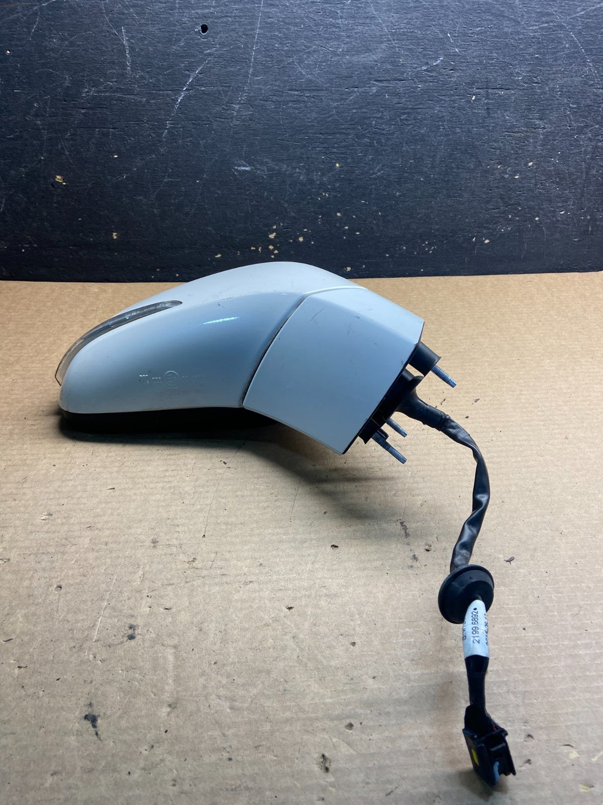 2014 to 2016 Buick Encore Right Passenger RH Side View Door Mirror OEM z9142 DG2