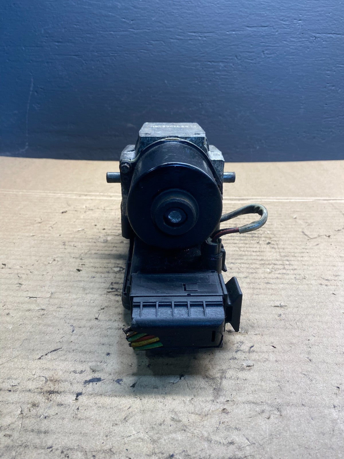 2003 2007 Ford E250 E350 Anti-Lock ABS Antilock Brake Pump ab7329 DG5