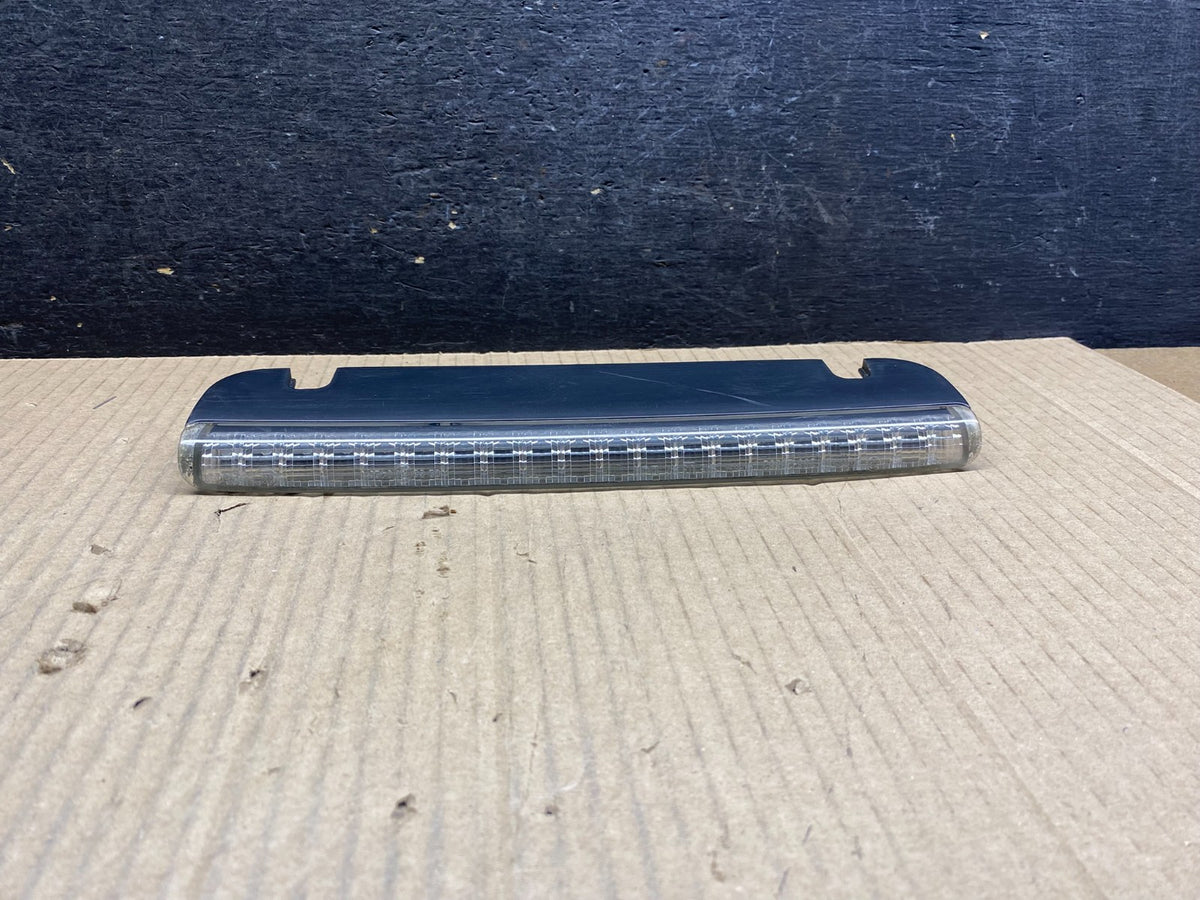 2002 - 2007 Subaru Impreza 3RD Brake Tail Light ai4894 DG0