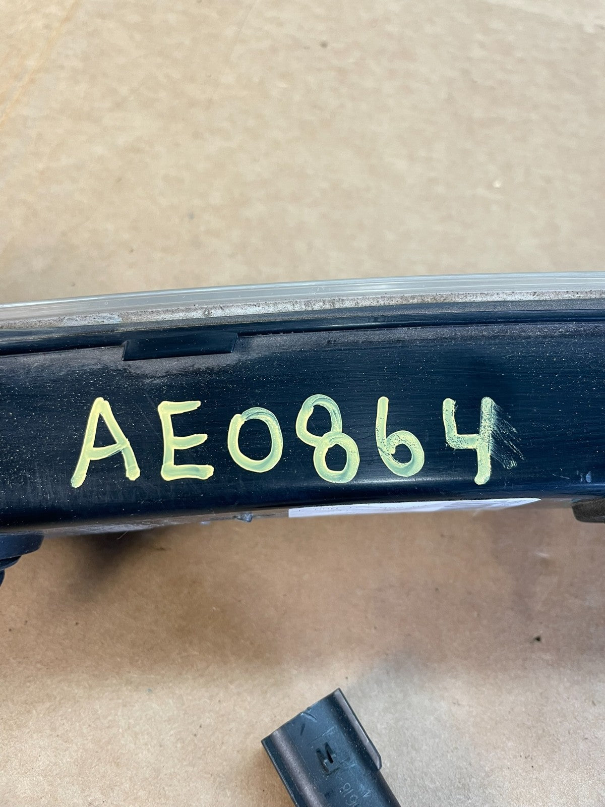 2013-2019 Lincoln MKZ Rear Center Trunk Tailgate Tail Light ae0864 DG5