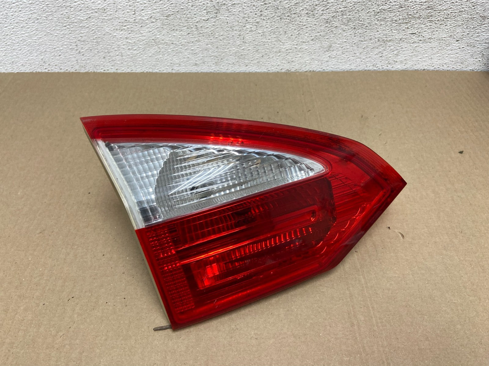 2014 to 2019 Ford Fiesta Left Driver LH Side Tail Light Inner AE9408 DG0