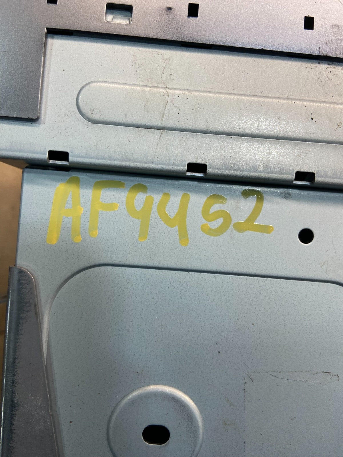 2010 to 2012 Subaru Legacy AM FM CD MP3 Radio Player af9452 DG7