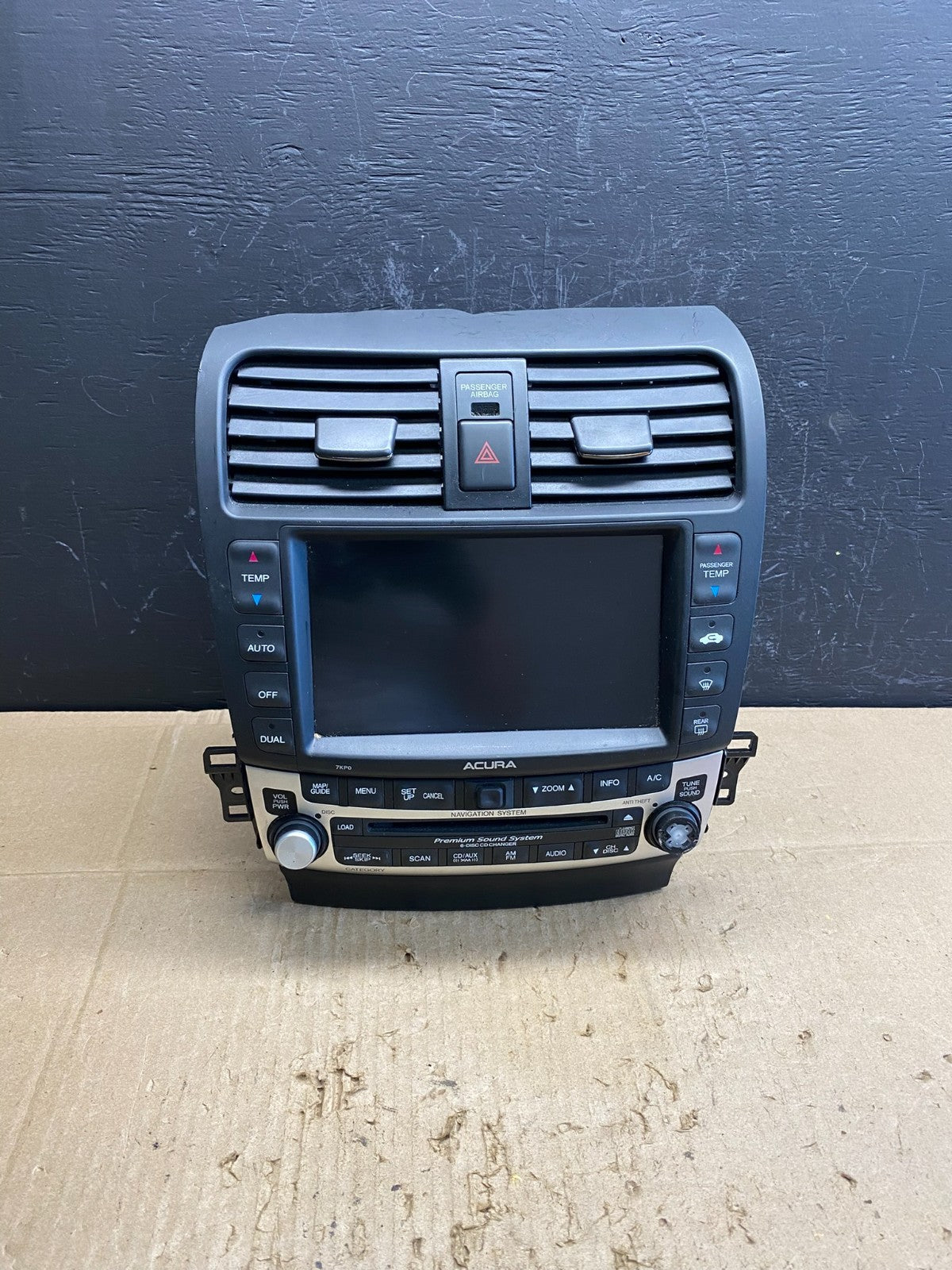 2006 to 2008 Acura TSX AM/FM CD Player Radio Audio Screen Air Vent AC4628 DG0