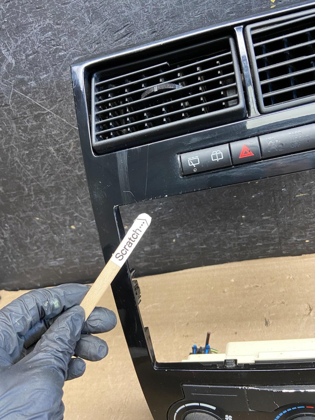 2005 2007 Chrysler 300 Magnum Heater A/C Climate Control Trim Bezel AH3731 DG1