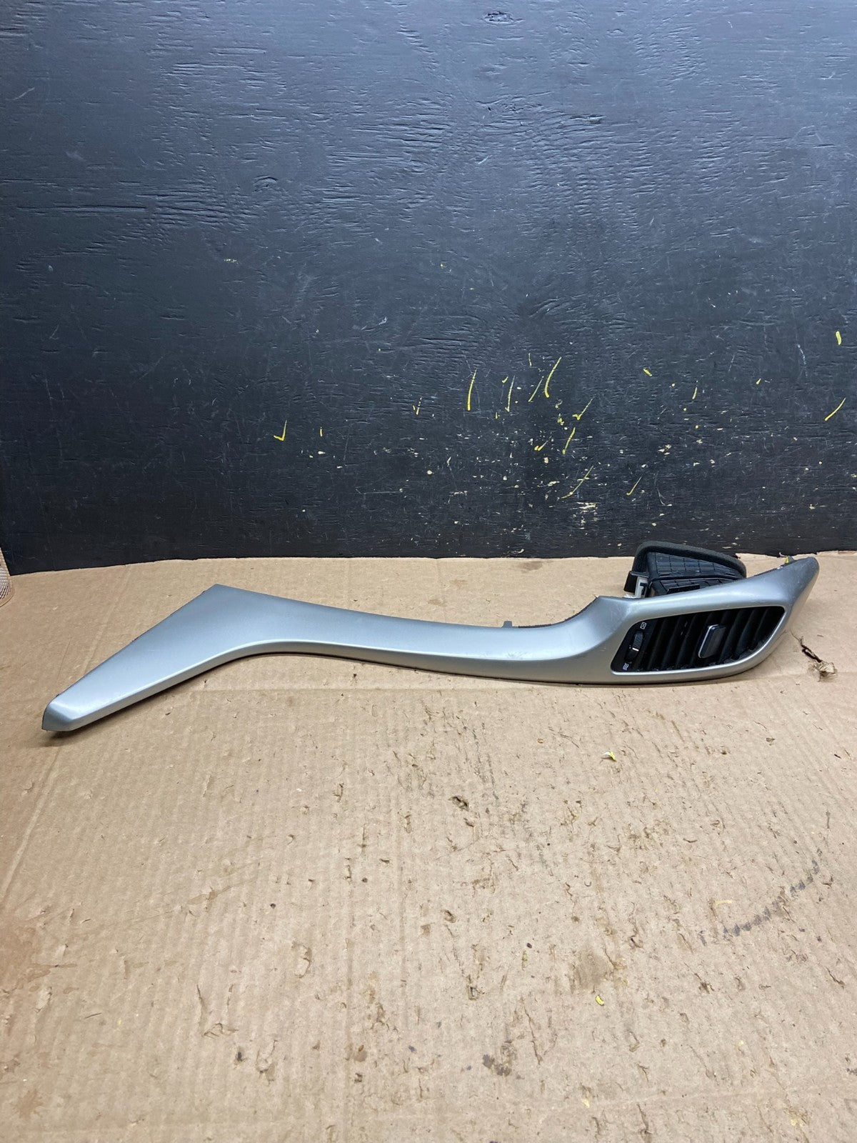 2013 to 2017 Hyundai Elantra GT Dashboard Left Air Vent OEM Y5512 DG0