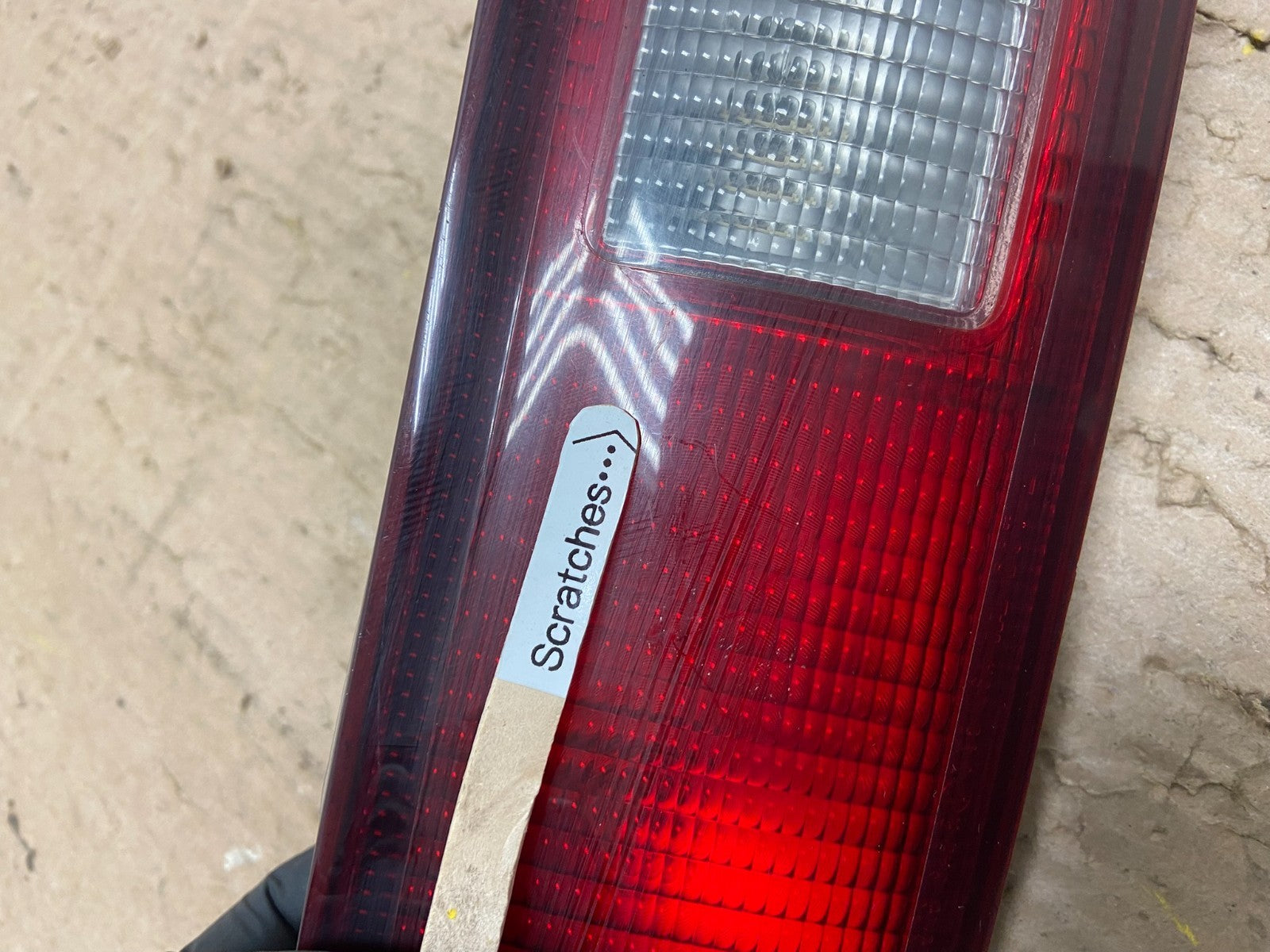 1997 1998 1999 Toyota Camry Tail Light Inner Left Driver LH Inner Oem Y3016 DW3